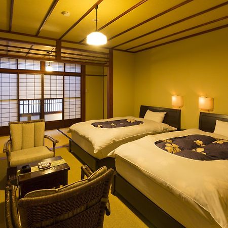Yamaboushi Hotel Такаяма Екстериор снимка